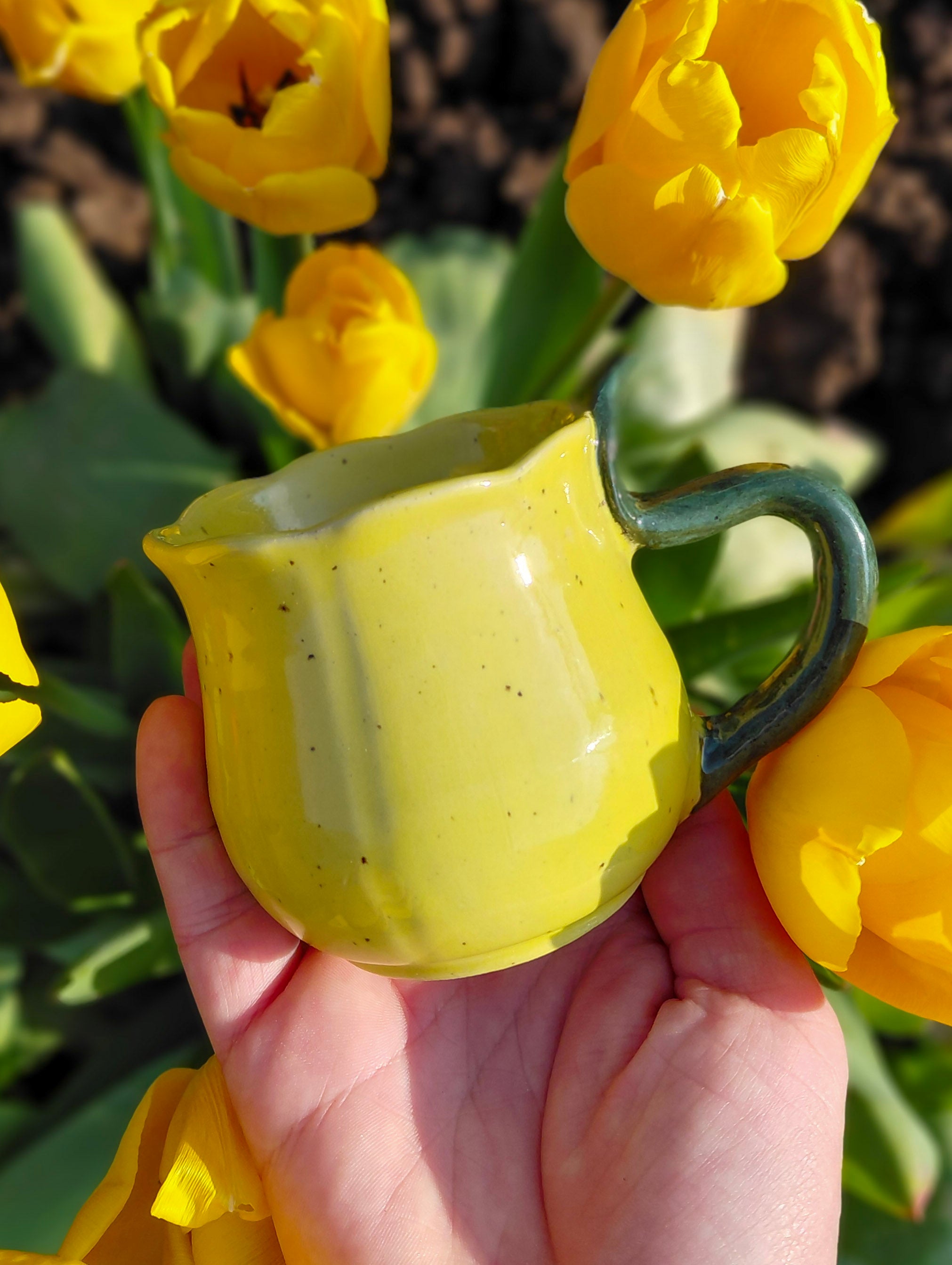 Tasse fleurie jaune 🌻