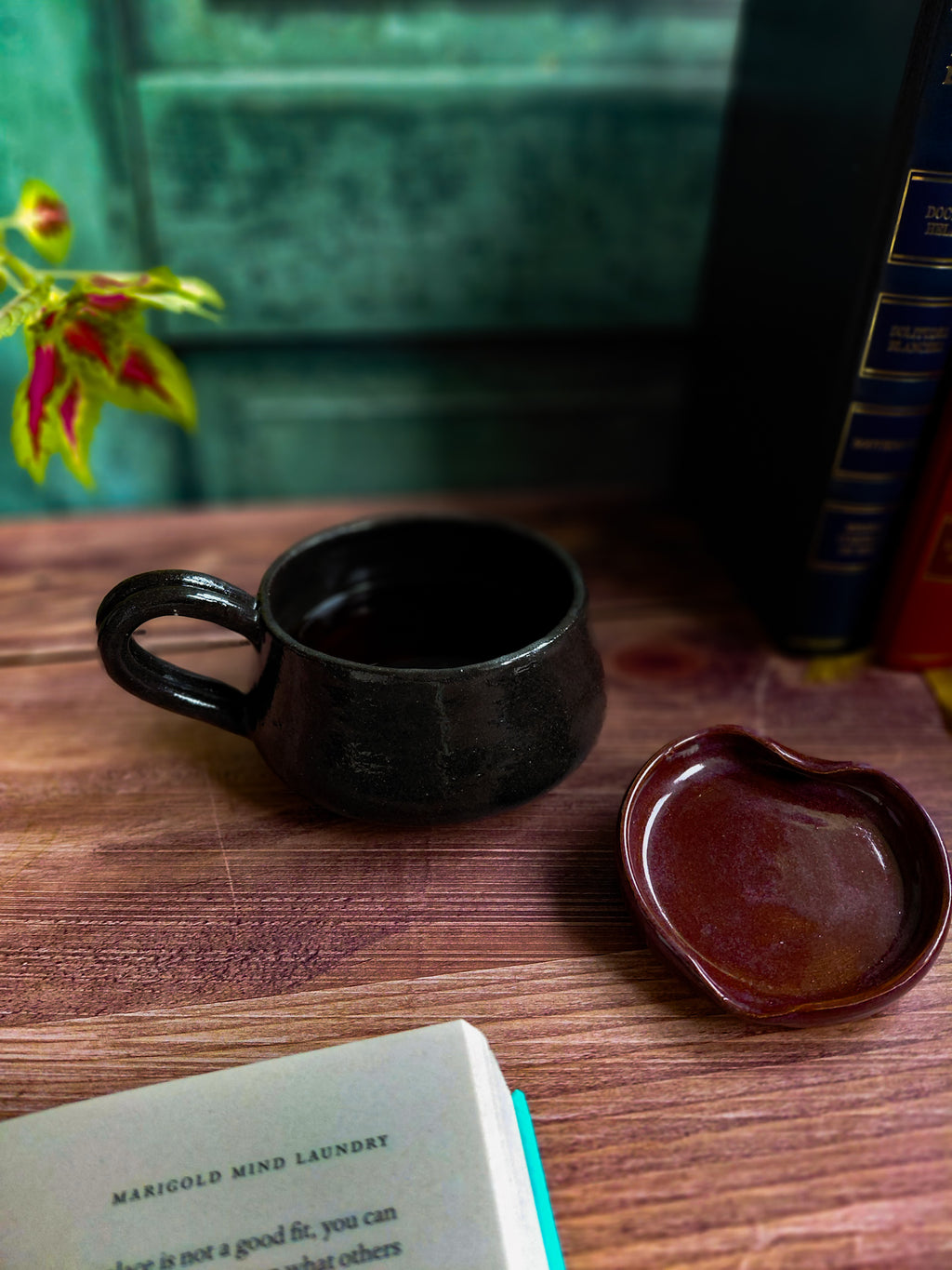 Tasses noires (imparfaites)